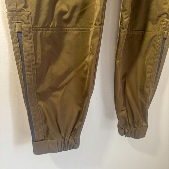 🏃♀️ Athleta Radiant Jogger Pants in Olive Green - Picture 7 of 10